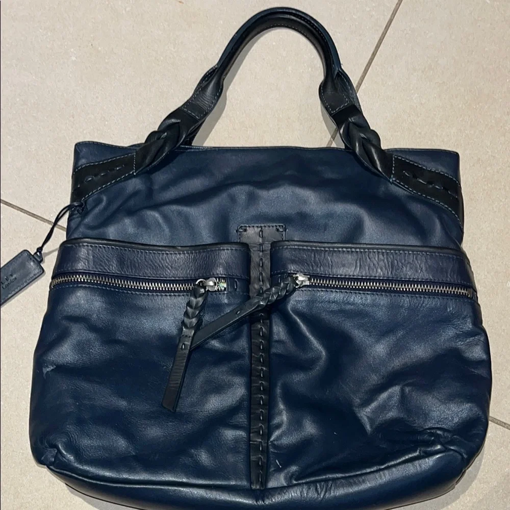 Radley London - 100% leather Elegant Navy Leather Tote Bag- excellent condition
